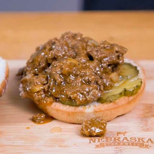 https://nebraskastarbeef.com/wp-content/uploads/2022/03/making-sloppy-joe-500x500.jpg